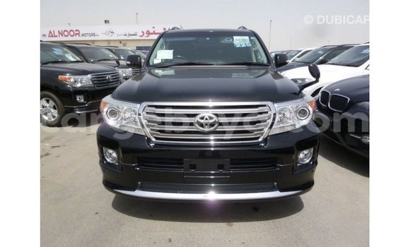 ይግዙ Imported Toyota Land Cruiser ጥቁር መኪና በ Import - Dubai በ ኢትዮጵያ ይግዙ Imported Toyota Land Cruiser ጥቁር መኪና በ Import - Dubai በ ኢትዮጵያ