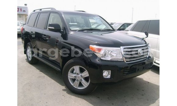ይግዙ Imported Toyota Land Cruiser ጥቁር መኪና በ Import - Dubai በ ኢትዮጵያ ይግዙ Imported Toyota Land Cruiser ጥቁር መኪና በ Import - Dubai በ ኢትዮጵያ