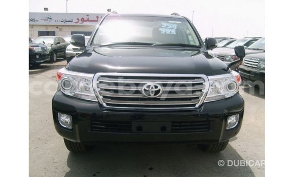 ይግዙ Imported Toyota Land Cruiser ጥቁር መኪና በ Import - Dubai በ ኢትዮጵያ ይግዙ Imported Toyota Land Cruiser ጥቁር መኪና በ Import - Dubai በ ኢትዮጵያ