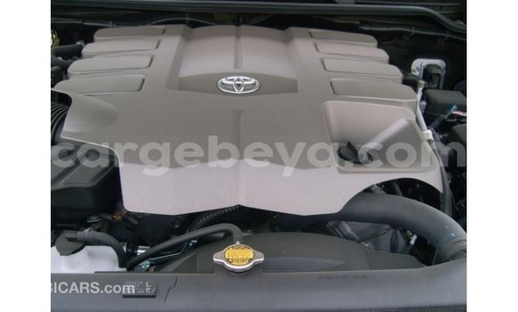ይግዙ Imported Toyota Land Cruiser ጥቁር መኪና በ Import - Dubai በ ኢትዮጵያ ይግዙ Imported Toyota Land Cruiser ጥቁር መኪና በ Import - Dubai በ ኢትዮጵያ