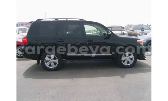 ይግዙ Imported Toyota Land Cruiser ጥቁር መኪና በ Import - Dubai በ ኢትዮጵያ ይግዙ Imported Toyota Land Cruiser ጥቁር መኪና በ Import - Dubai በ ኢትዮጵያ