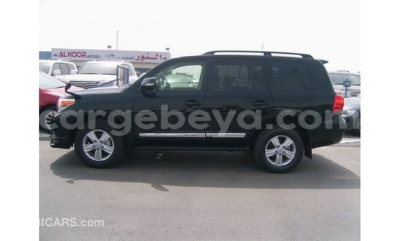 ይግዙ Imported Toyota Land Cruiser ጥቁር መኪና በ Import - Dubai በ ኢትዮጵያ ይግዙ Imported Toyota Land Cruiser ጥቁር መኪና በ Import - Dubai በ ኢትዮጵያ