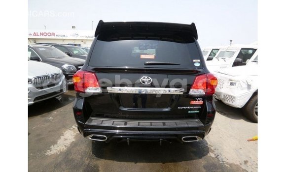 ይግዙ Imported Toyota Land Cruiser ጥቁር መኪና በ Import - Dubai በ ኢትዮጵያ ይግዙ Imported Toyota Land Cruiser ጥቁር መኪና በ Import - Dubai በ ኢትዮጵያ