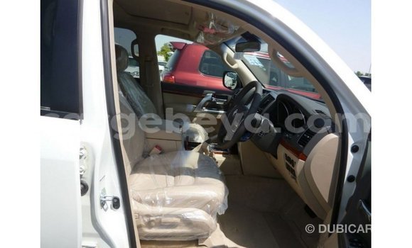Buy Import Toyota Land Cruiser White Car in Import - Dubai in Ethiopia Buy Import Toyota Land Cruiser White Car in Import - Dubai in Ethiopia