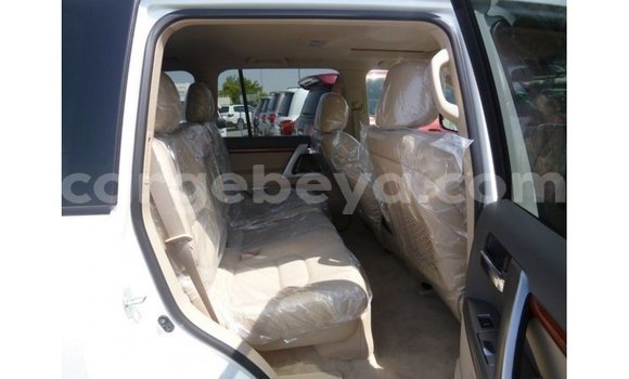 Buy Import Toyota Land Cruiser White Car in Import - Dubai in Ethiopia Buy Import Toyota Land Cruiser White Car in Import - Dubai in Ethiopia