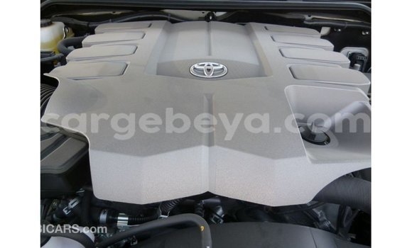 Buy Import Toyota Land Cruiser White Car in Import - Dubai in Ethiopia Buy Import Toyota Land Cruiser White Car in Import - Dubai in Ethiopia