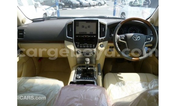 Buy Import Toyota Land Cruiser White Car in Import - Dubai in Ethiopia Buy Import Toyota Land Cruiser White Car in Import - Dubai in Ethiopia