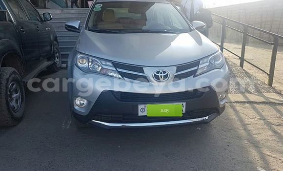 Buy Used Toyota RAV4 Silver Car in Addis–Ababa in Ethiopia Buy Used Toyota RAV4 Silver Car in Addis–Ababa in Ethiopia