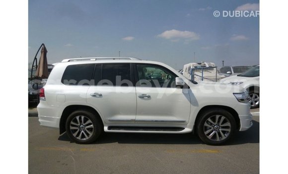 Buy Import Toyota Land Cruiser White Car in Import - Dubai in Ethiopia Buy Import Toyota Land Cruiser White Car in Import - Dubai in Ethiopia