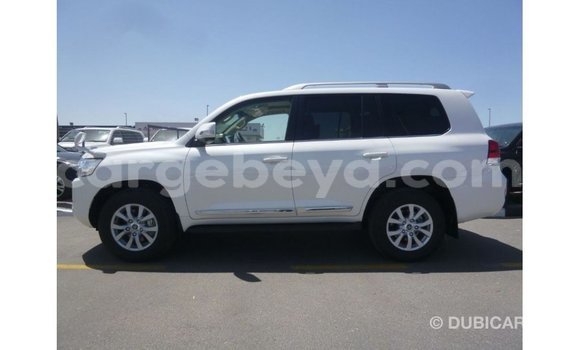 Buy Import Toyota Land Cruiser White Car in Import - Dubai in Ethiopia Buy Import Toyota Land Cruiser White Car in Import - Dubai in Ethiopia