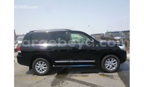 ይግዙ Imported Toyota Land Cruiser ጥቁር መኪና በ Import - Dubai በ ኢትዮጵያ ይግዙ Imported Toyota Land Cruiser ጥቁር መኪና በ Import - Dubai በ ኢትዮጵያ
