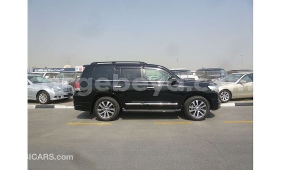ይግዙ Imported Toyota Land Cruiser ጥቁር መኪና በ Import - Dubai በ ኢትዮጵያ ይግዙ Imported Toyota Land Cruiser ጥቁር መኪና በ Import - Dubai በ ኢትዮጵያ