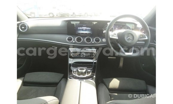 Buy Import Mercedes-Benz 190 Black Car in Import - Dubai in Ethiopia Buy Import Mercedes-Benz 190 Black Car in Import - Dubai in Ethiopia