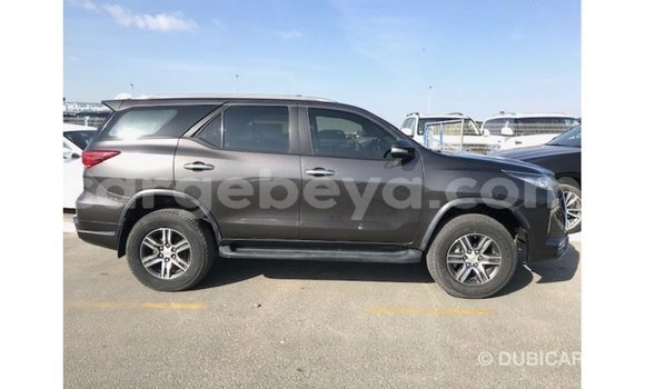 ይግዙ Imported Toyota Fortuner ሌላ መኪና በ Import - Dubai በ ኢትዮጵያ ይግዙ Imported Toyota Fortuner ሌላ መኪና በ Import - Dubai በ ኢትዮጵያ