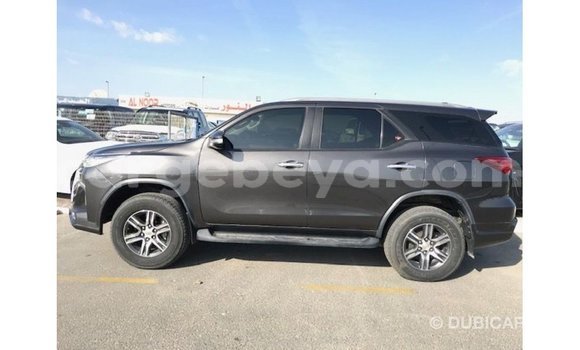 ይግዙ Imported Toyota Fortuner ሌላ መኪና በ Import - Dubai በ ኢትዮጵያ ይግዙ Imported Toyota Fortuner ሌላ መኪና በ Import - Dubai በ ኢትዮጵያ