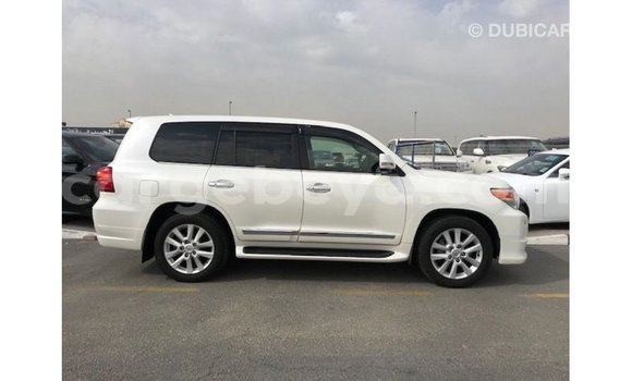 Buy Import Toyota Land Cruiser White Car in Import - Dubai in Ethiopia Buy Import Toyota Land Cruiser White Car in Import - Dubai in Ethiopia
