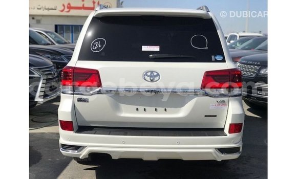 Buy Import Toyota Land Cruiser White Car in Import - Dubai in Ethiopia Buy Import Toyota Land Cruiser White Car in Import - Dubai in Ethiopia
