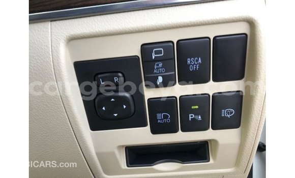 Buy Import Toyota Land Cruiser White Car in Import - Dubai in Ethiopia Buy Import Toyota Land Cruiser White Car in Import - Dubai in Ethiopia
