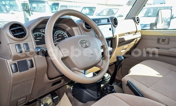 Buy Import Toyota Land Cruiser Beige Car in Import - Dubai in Ethiopia Buy Import Toyota Land Cruiser Beige Car in Import - Dubai in Ethiopia
