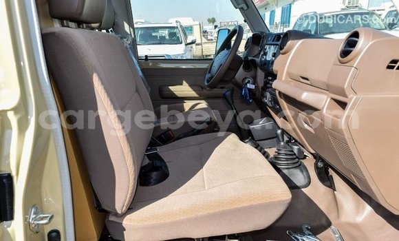Buy Import Toyota Land Cruiser Beige Car in Import - Dubai in Ethiopia Buy Import Toyota Land Cruiser Beige Car in Import - Dubai in Ethiopia
