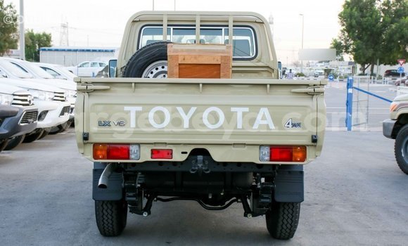 Buy Import Toyota Land Cruiser Beige Car in Import - Dubai in Ethiopia Buy Import Toyota Land Cruiser Beige Car in Import - Dubai in Ethiopia