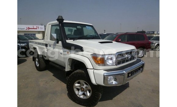 Buy Import Toyota Land Cruiser White Car in Import - Dubai in Ethiopia Buy Import Toyota Land Cruiser White Car in Import - Dubai in Ethiopia