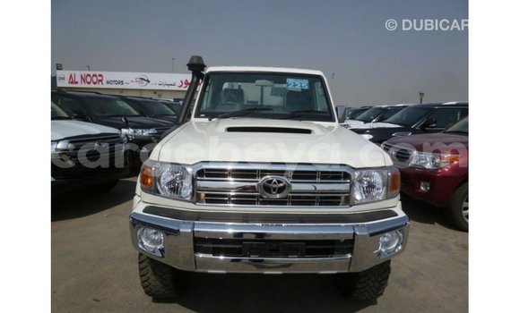 Buy Import Toyota Land Cruiser White Car in Import - Dubai in Ethiopia Buy Import Toyota Land Cruiser White Car in Import - Dubai in Ethiopia
