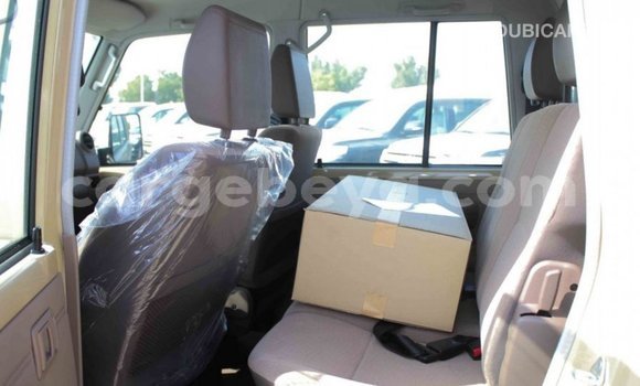 Buy Import Toyota Land Cruiser Beige Car in Import - Dubai in Ethiopia Buy Import Toyota Land Cruiser Beige Car in Import - Dubai in Ethiopia