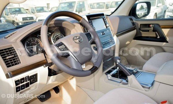 Buy Import Toyota Land Cruiser White Car in Import - Dubai in Ethiopia Buy Import Toyota Land Cruiser White Car in Import - Dubai in Ethiopia