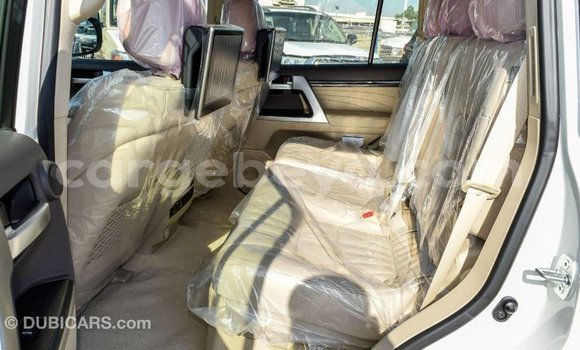 Buy Import Toyota Land Cruiser White Car in Import - Dubai in Ethiopia Buy Import Toyota Land Cruiser White Car in Import - Dubai in Ethiopia