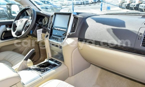 Buy Import Toyota Land Cruiser White Car in Import - Dubai in Ethiopia Buy Import Toyota Land Cruiser White Car in Import - Dubai in Ethiopia