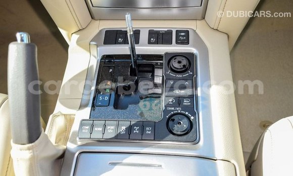 Buy Import Toyota Land Cruiser White Car in Import - Dubai in Ethiopia Buy Import Toyota Land Cruiser White Car in Import - Dubai in Ethiopia
