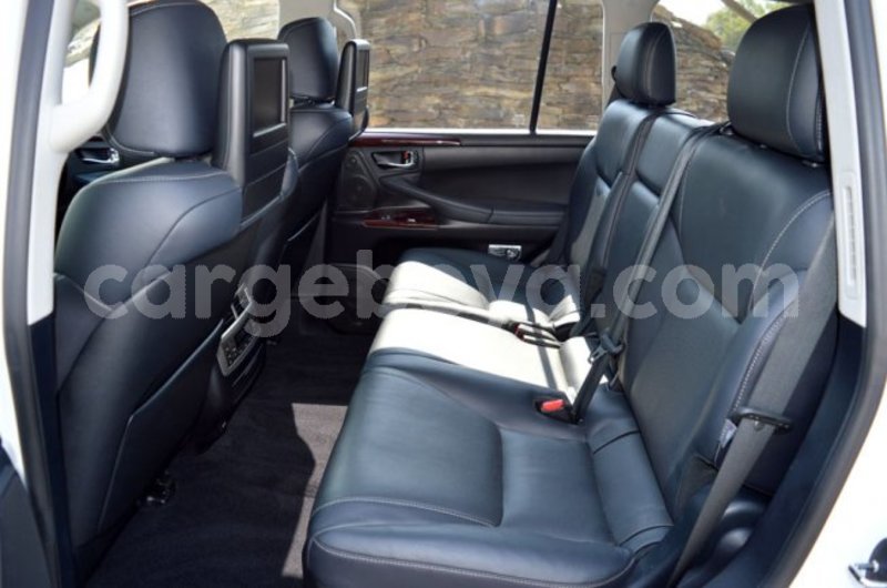 Big with watermark 4 2015 lexus lx 570
