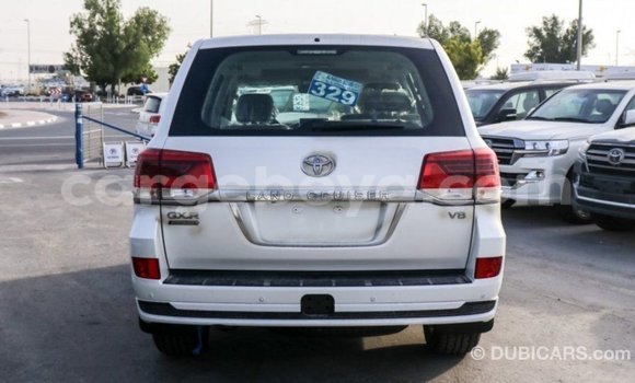 Buy Import Toyota Land Cruiser White Car in Import - Dubai in Ethiopia Buy Import Toyota Land Cruiser White Car in Import - Dubai in Ethiopia