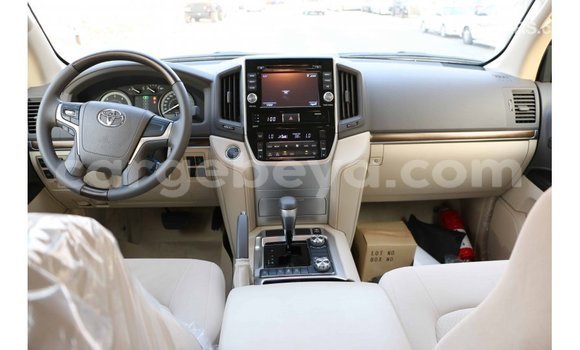 Buy Import Toyota Land Cruiser White Car in Import - Dubai in Ethiopia Buy Import Toyota Land Cruiser White Car in Import - Dubai in Ethiopia