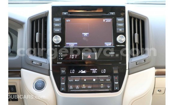 Buy Import Toyota Land Cruiser White Car in Import - Dubai in Ethiopia Buy Import Toyota Land Cruiser White Car in Import - Dubai in Ethiopia