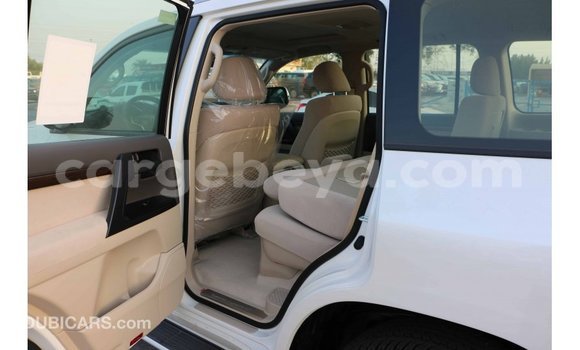 Buy Import Toyota Land Cruiser White Car in Import - Dubai in Ethiopia Buy Import Toyota Land Cruiser White Car in Import - Dubai in Ethiopia