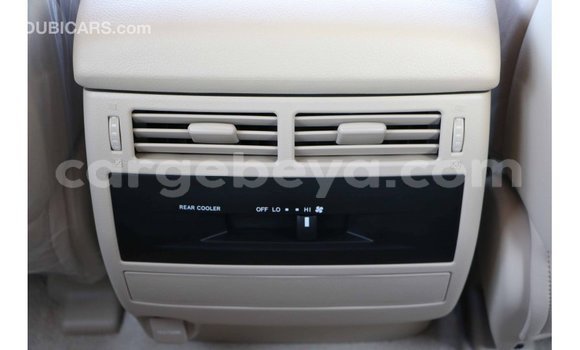 Buy Import Toyota Land Cruiser White Car in Import - Dubai in Ethiopia Buy Import Toyota Land Cruiser White Car in Import - Dubai in Ethiopia