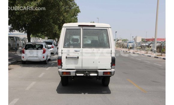 Buy Import Toyota Land Cruiser White Car in Import - Dubai in Ethiopia Buy Import Toyota Land Cruiser White Car in Import - Dubai in Ethiopia