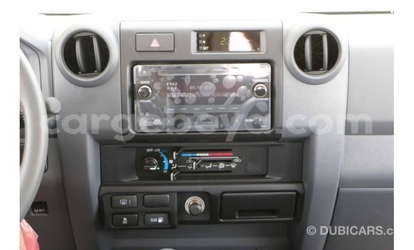 Buy Import Toyota Land Cruiser White Car in Import - Dubai in Ethiopia Buy Import Toyota Land Cruiser White Car in Import - Dubai in Ethiopia
