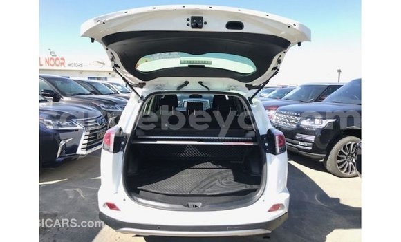 Buy Import Toyota HiAce White Truck in Import - Dubai in Ethiopia Buy Import Toyota HiAce White Truck in Import - Dubai in Ethiopia