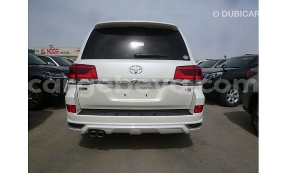 Buy Import Toyota Land Cruiser White Car in Import - Dubai in Ethiopia Buy Import Toyota Land Cruiser White Car in Import - Dubai in Ethiopia