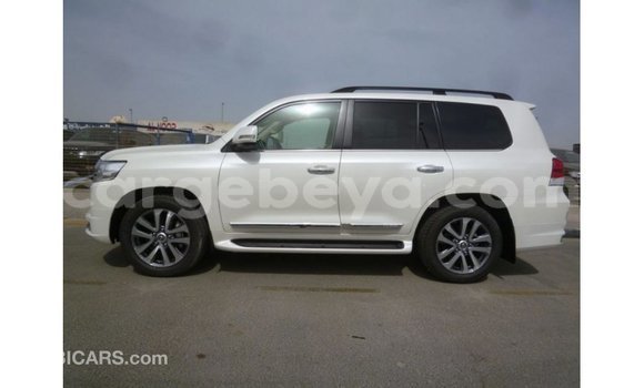 Buy Import Toyota Land Cruiser White Car in Import - Dubai in Ethiopia Buy Import Toyota Land Cruiser White Car in Import - Dubai in Ethiopia