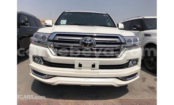 Buy Import Toyota Land Cruiser White Car in Import - Dubai in Ethiopia Buy Import Toyota Land Cruiser White Car in Import - Dubai in Ethiopia