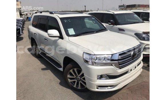 Buy Import Toyota Land Cruiser White Car in Import - Dubai in Ethiopia Buy Import Toyota Land Cruiser White Car in Import - Dubai in Ethiopia