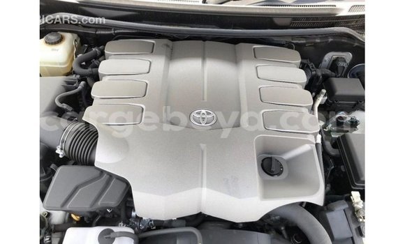 Buy Import Toyota Land Cruiser White Car in Import - Dubai in Ethiopia Buy Import Toyota Land Cruiser White Car in Import - Dubai in Ethiopia