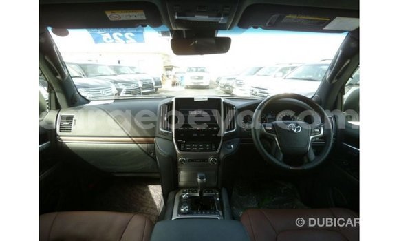 Buy Import Toyota Land Cruiser White Car in Import - Dubai in Ethiopia Buy Import Toyota Land Cruiser White Car in Import - Dubai in Ethiopia