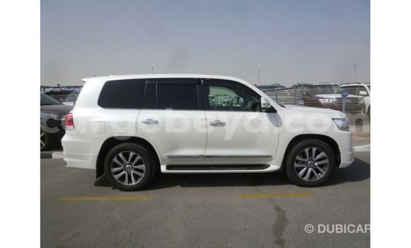 Buy Import Toyota Land Cruiser White Car in Import - Dubai in Ethiopia Buy Import Toyota Land Cruiser White Car in Import - Dubai in Ethiopia
