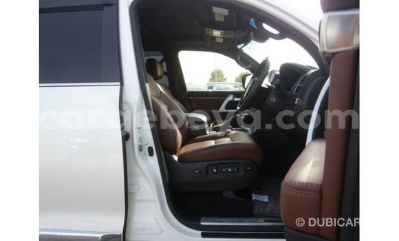 Buy Import Toyota Land Cruiser White Car in Import - Dubai in Ethiopia Buy Import Toyota Land Cruiser White Car in Import - Dubai in Ethiopia