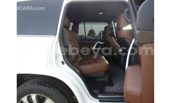 Buy Import Toyota Land Cruiser White Car in Import - Dubai in Ethiopia Buy Import Toyota Land Cruiser White Car in Import - Dubai in Ethiopia